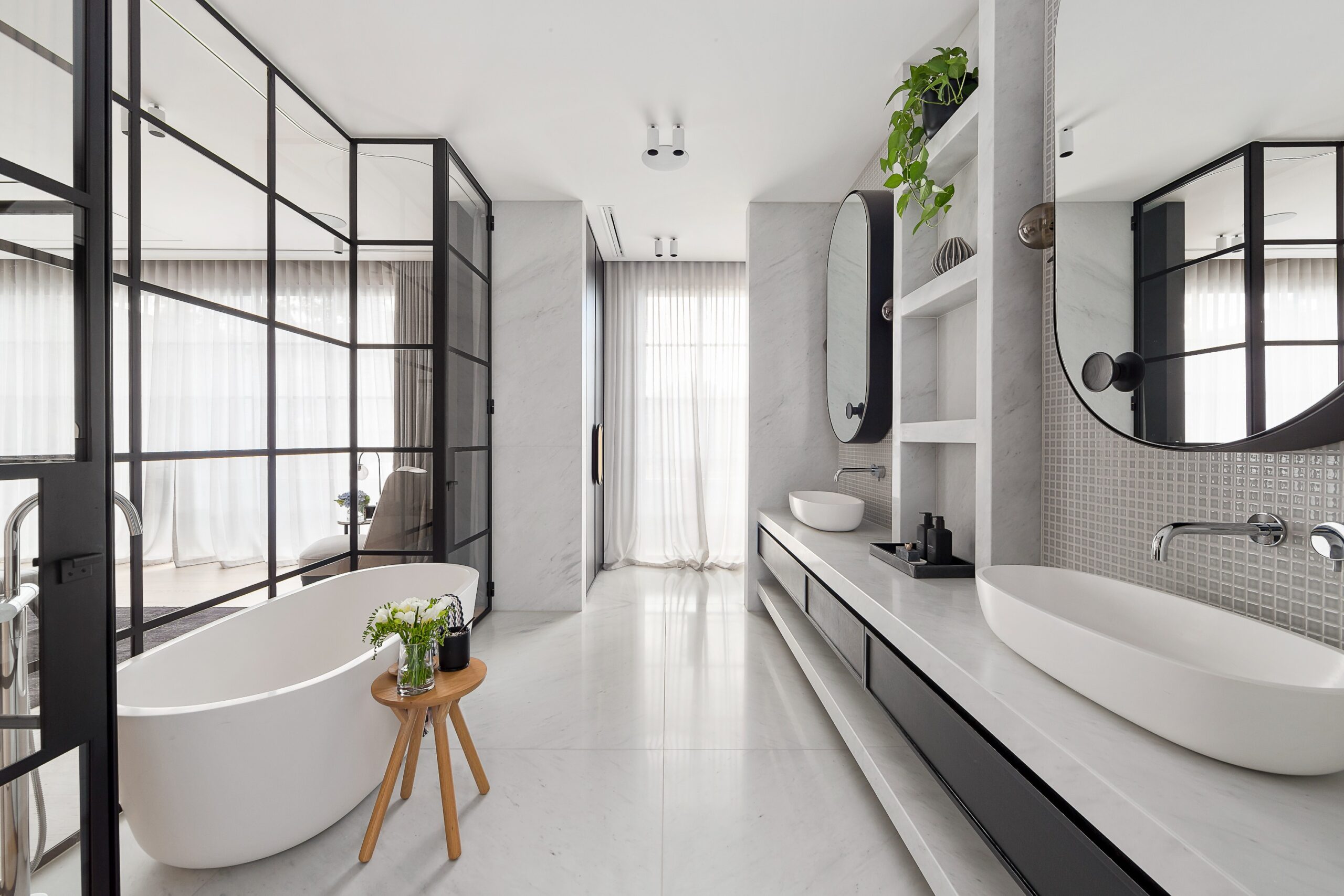 Luxury Bathroom fitting image